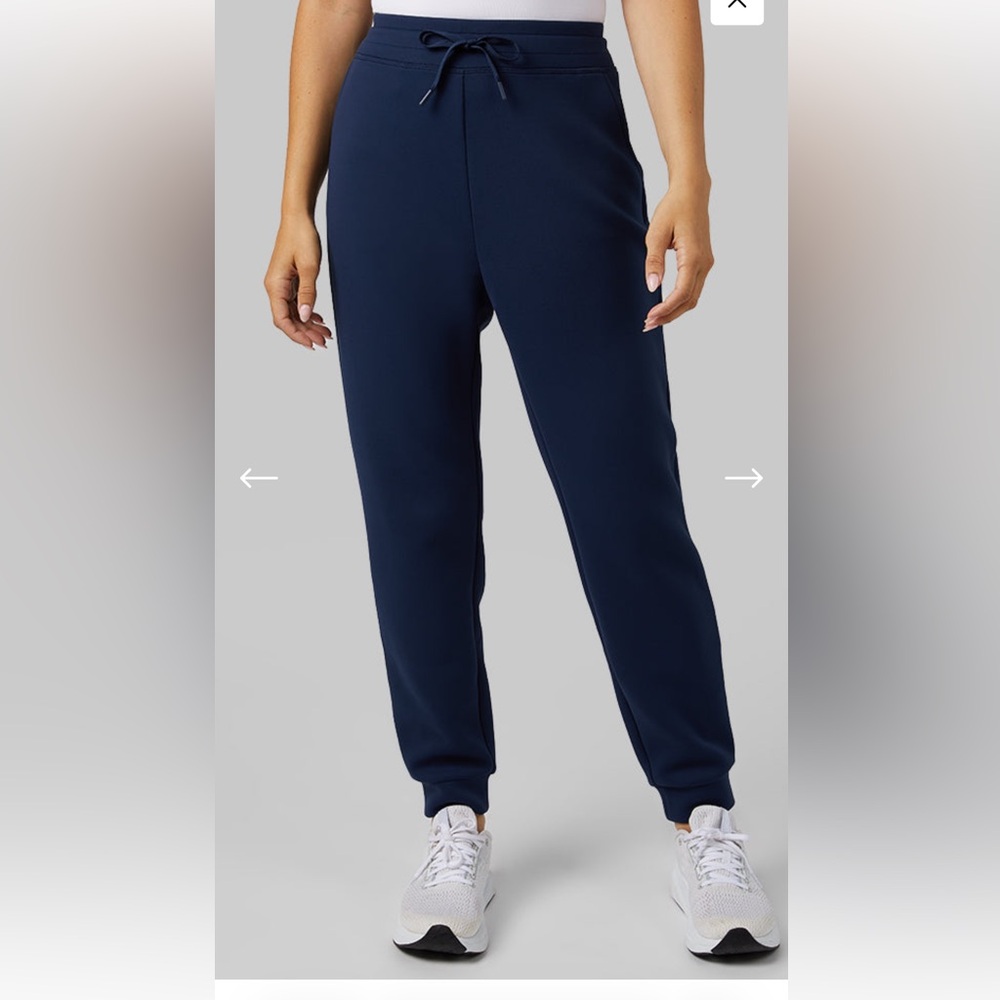 NWT 32 Degrees Women's Sweat Tech Navy Jogger Pants